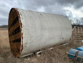 Vertical 7,300 Gallon Fuel Tank (4 of 4)