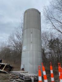 30,000 Gallon Vertical Fuel Tank (2 of 5)