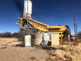 (SALE PENDING) Portable 5 Yard Ross Concrete Plant (1 of 4)