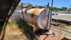 Stationary 500 Gallon Fuel Tank (3 of 3)