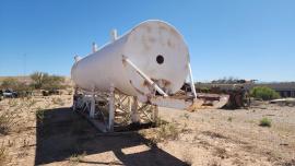 Portable 9,500 Gallon Water Tank (3 of 5)