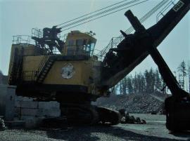 P&H 2100 BLE ELECTRIC SHOVEL (3 of 8)